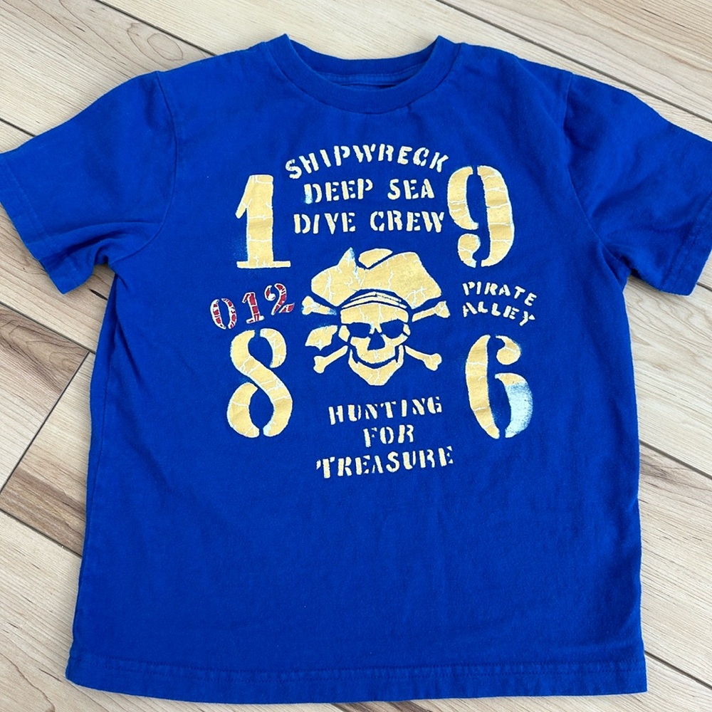 Gap kids boys short sleeve t-shirt size 6/7
